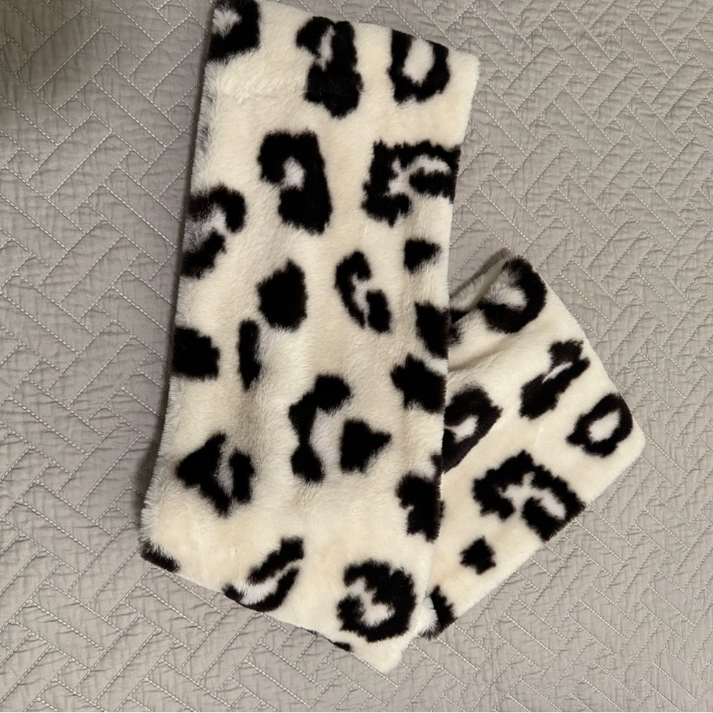 Patterned Scarf Faux Fur